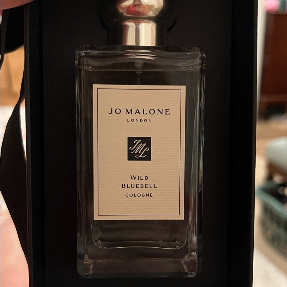 Jo Malone Wild Bluebell Cologne with Silver Cap brand new - Picture 3 of 7